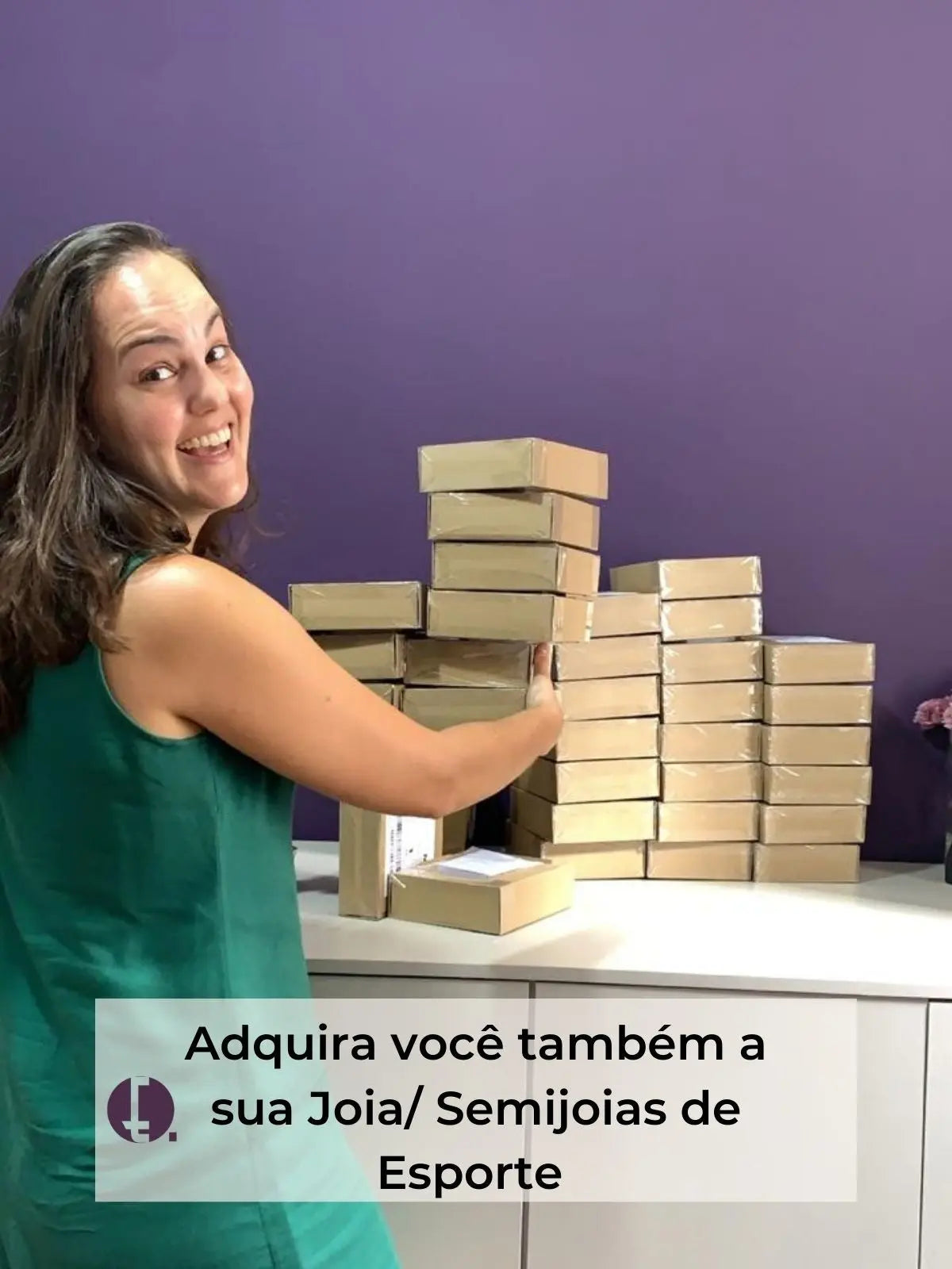 Pingente Banhado a Ouro de Corredora Pra Ter Estilo