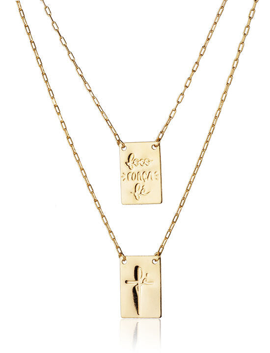 Escapulário Banhado a Ouro - Foco, Força e  Fé praterestilo.com.br