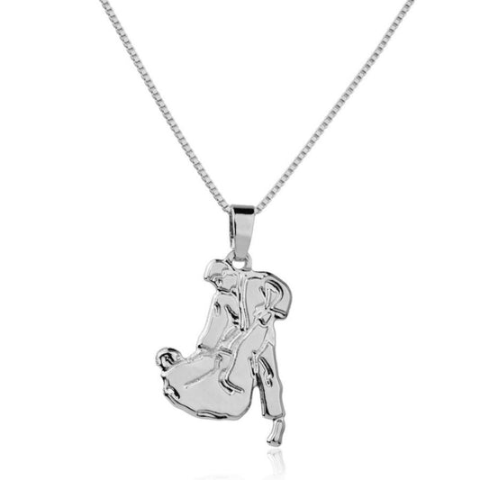 Colar Banhado a Ródio de Judô ou Jiu Jitsu praterestilo.com.br