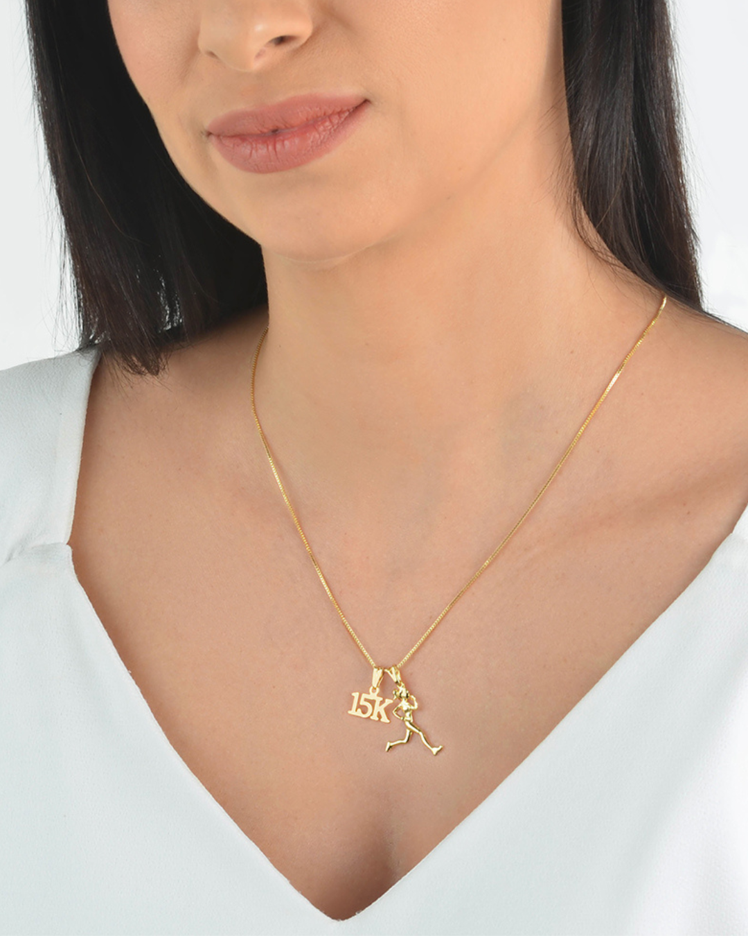 Colar Banhado a Ouro de Corredora com Pingente de 15K- Pra Ter Estilo Pra Ter Estilo